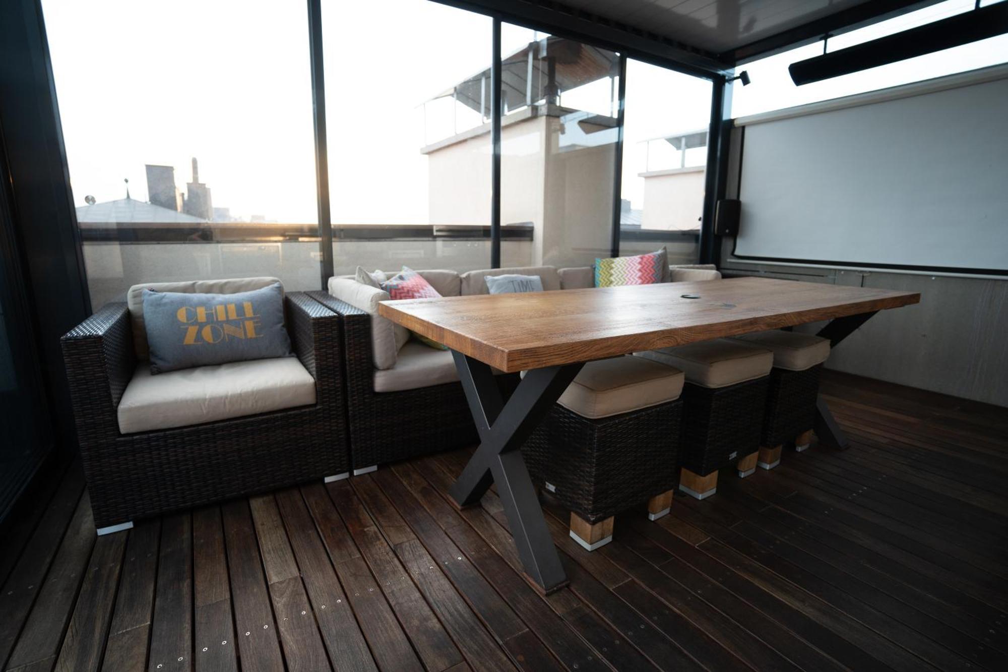 Luxury Rooftop Appartment With Fantastic Views Praha Bagian luar foto