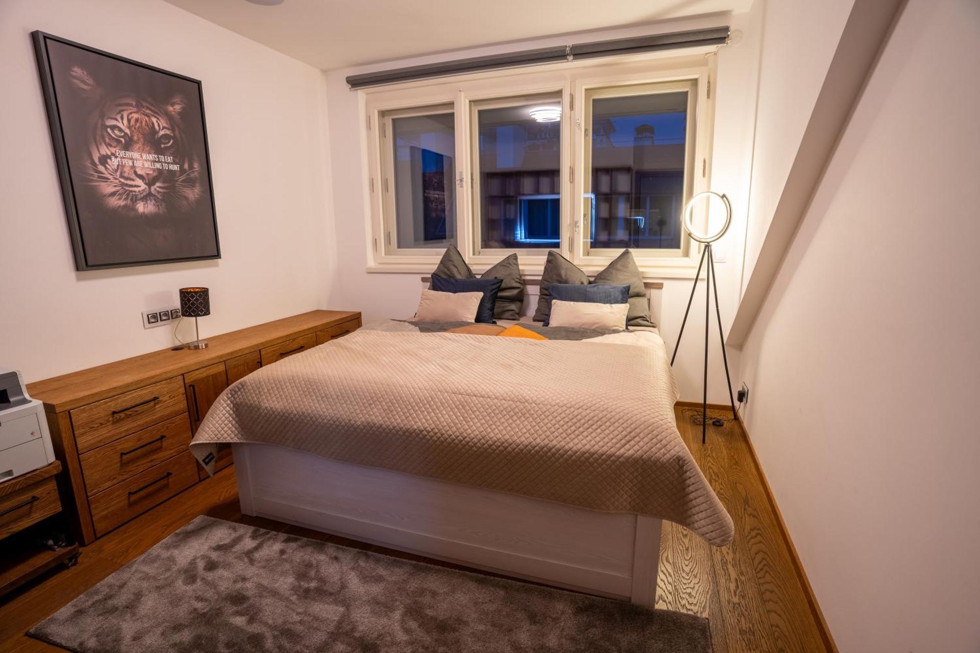 Luxury Rooftop Appartment With Fantastic Views Praha Bagian luar foto